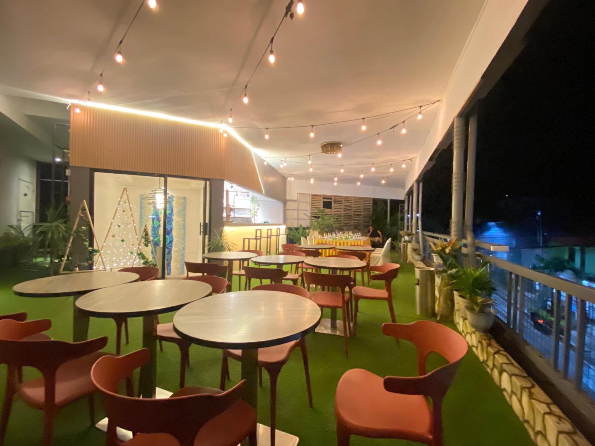 Boracay Grace Hotel Manoc-Manoc Exterior photo
